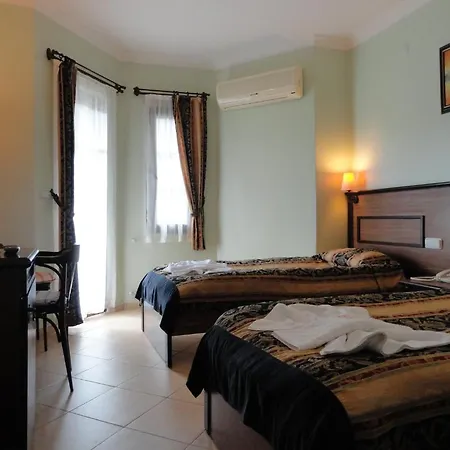Hotel Gokova 2*